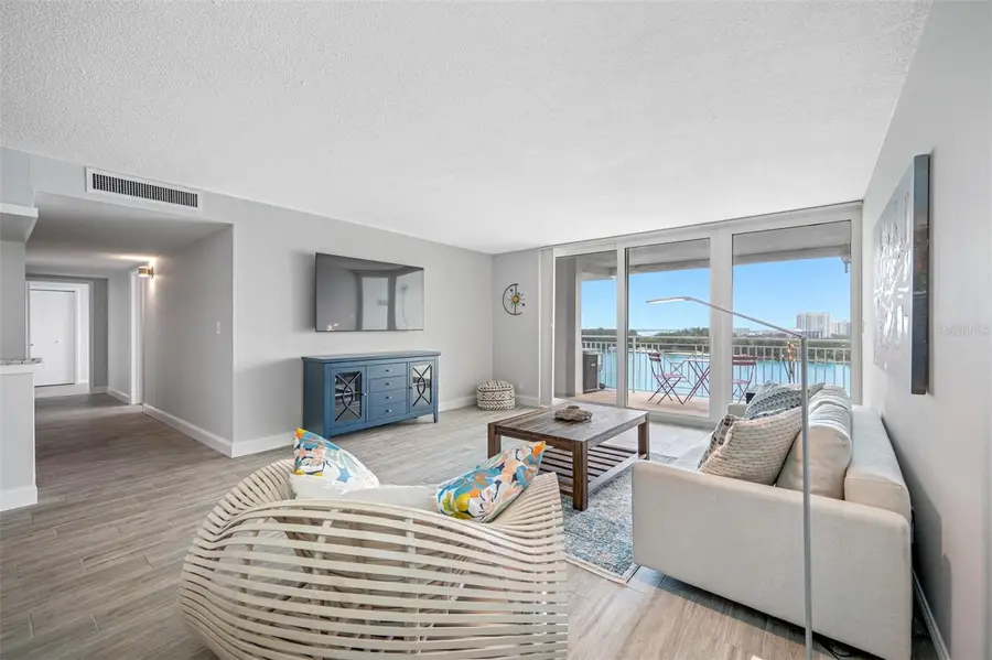 675 S GULFVIEW BOULEVARD #1103, Clearwater, FL 33767 - Image #2