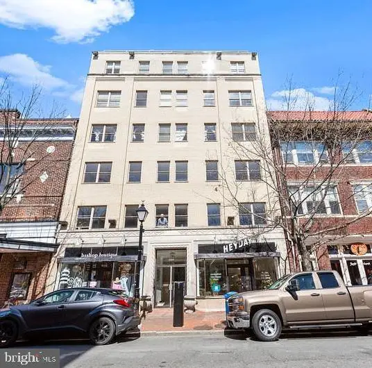 815 King Street #Unit 3C, Alexandria, VA 22314