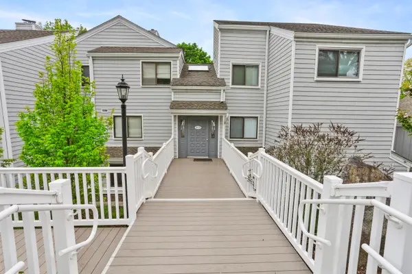 22 Rowayton Woods Drive #22, Norwalk, CT 06854