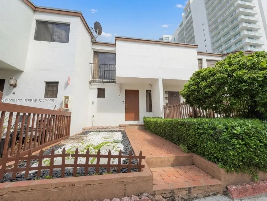 1901 NW S River Dr #5A, Miami, FL 33125 - #2