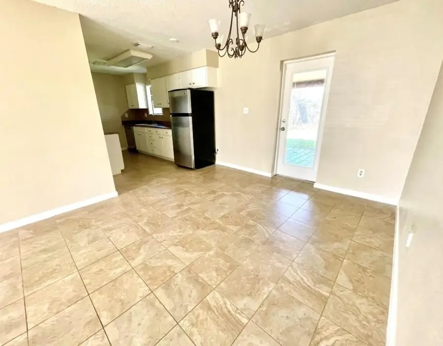 16915 Forest Bend Avenue, Friendswood, TX 77546 - #3