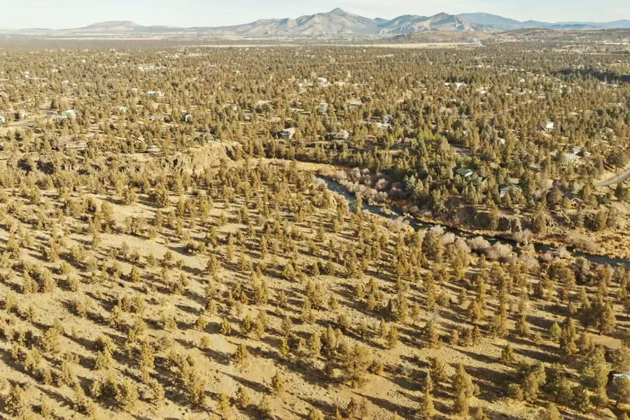 6633 NW Tetherow Road, Redmond, OR 97756 - #3