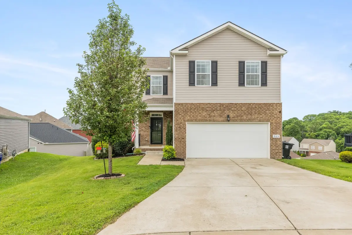 905 Aberdeen Ct, Columbia, TN 38401 - #1