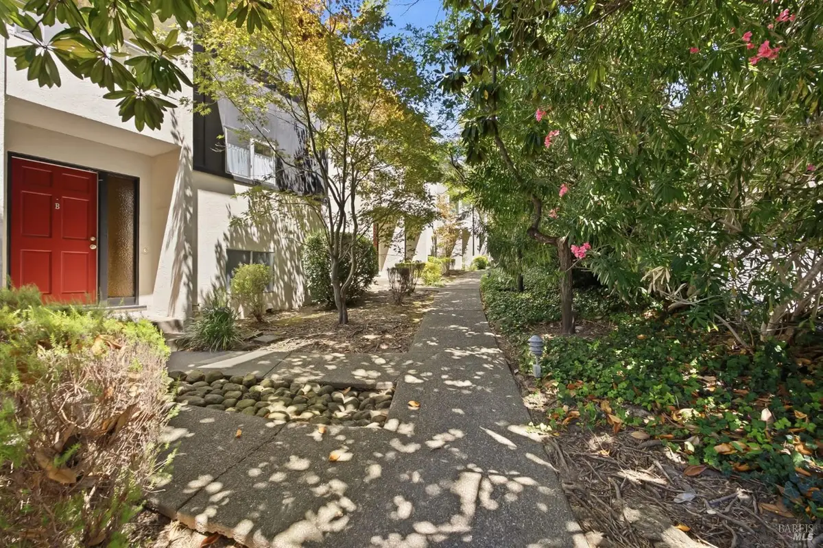 81 Corte Lenosa #D, Greenbrae, CA 94904 - #1