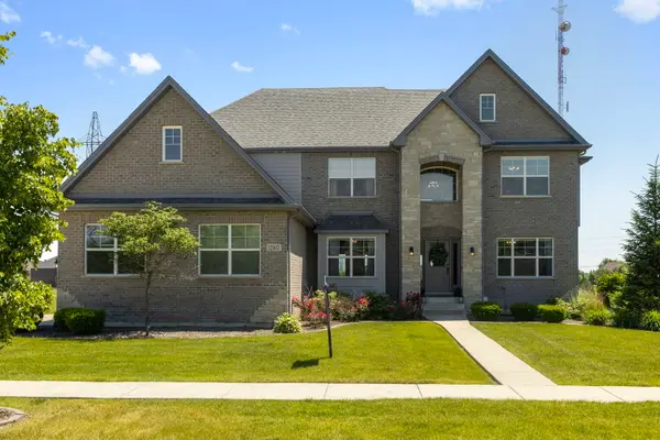 12903 Waterford Drive, Lemont, IL 60439