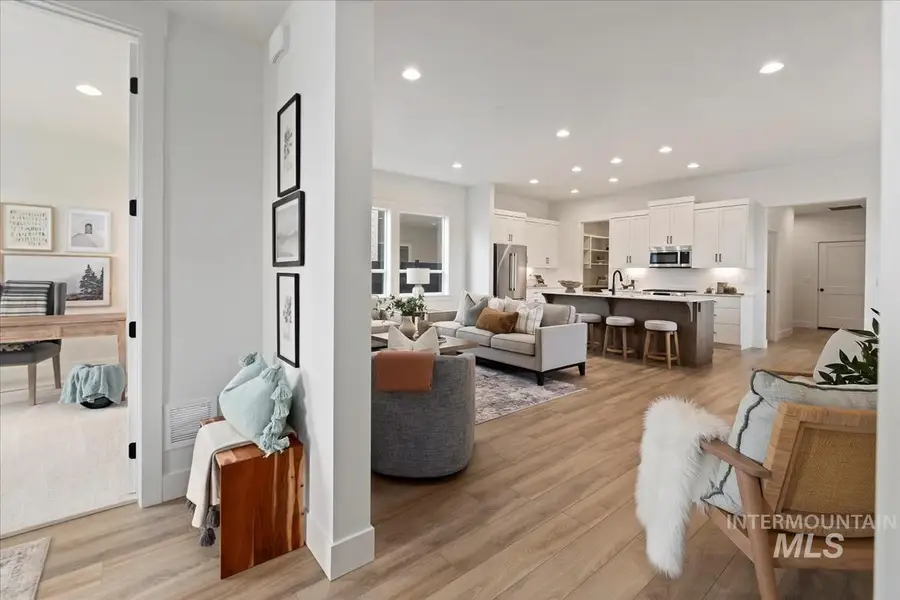 6370 N Barholm Ln, Eagle, ID 83616 - #2