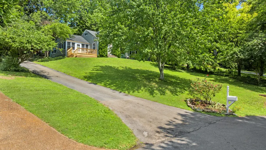 442 Circle Hill Drive, Knoxville, TN 37919 - #2