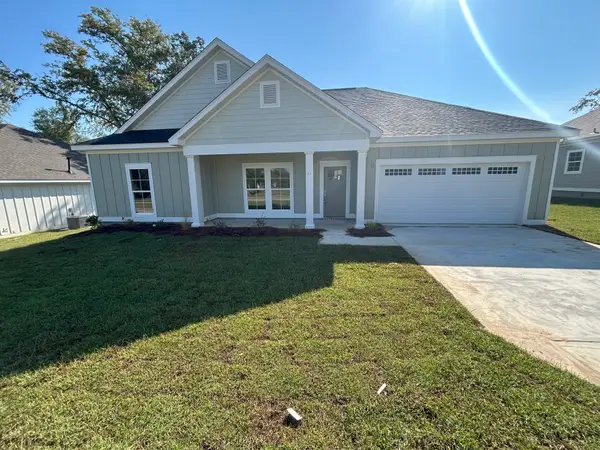 11 Sunset Blvd., Eufaula, AL 36027