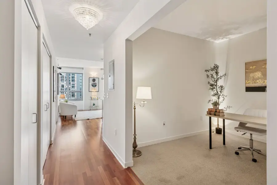 929 Portland Avenue #703, Minneapolis, MN 55404 - Image #2