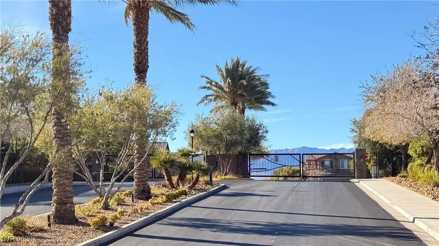 427 Imperial Topaz Road, Las Vegas, NV 89178 - #2