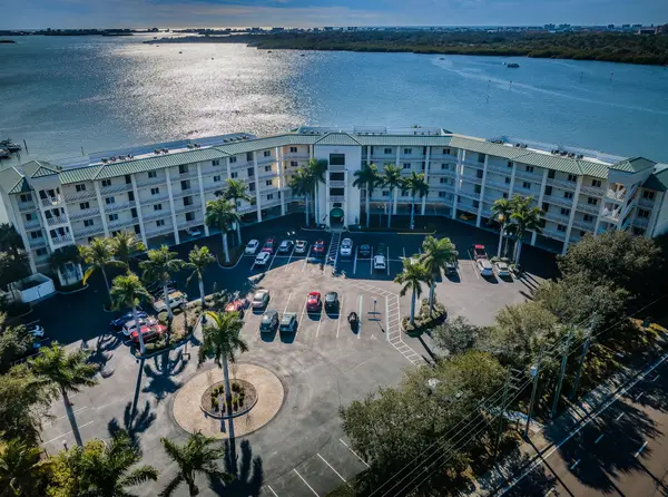 8800 Bay Pines Boulevard #303, ST PETERSBURG, FL 33709
