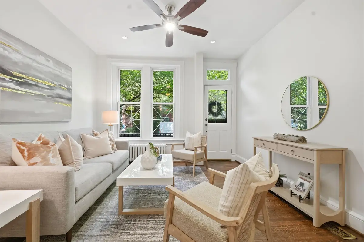 2152 Newport Pl Nw, Washington, DC 20037 - #1