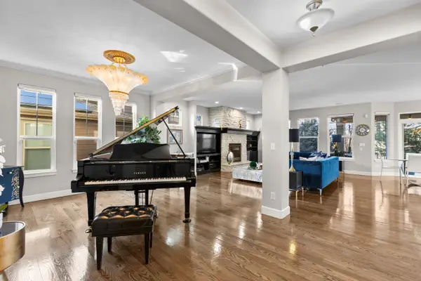 25045 E Park Crescent Drive, Aurora, CO 80016