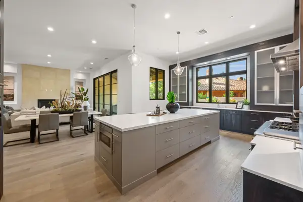 741 Estates Drive, Sacramento, CA 95864