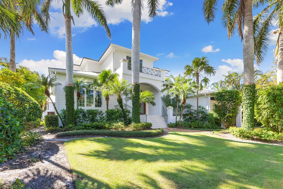 636 14th Avenue S, Naples, FL 34102 - Image #1
