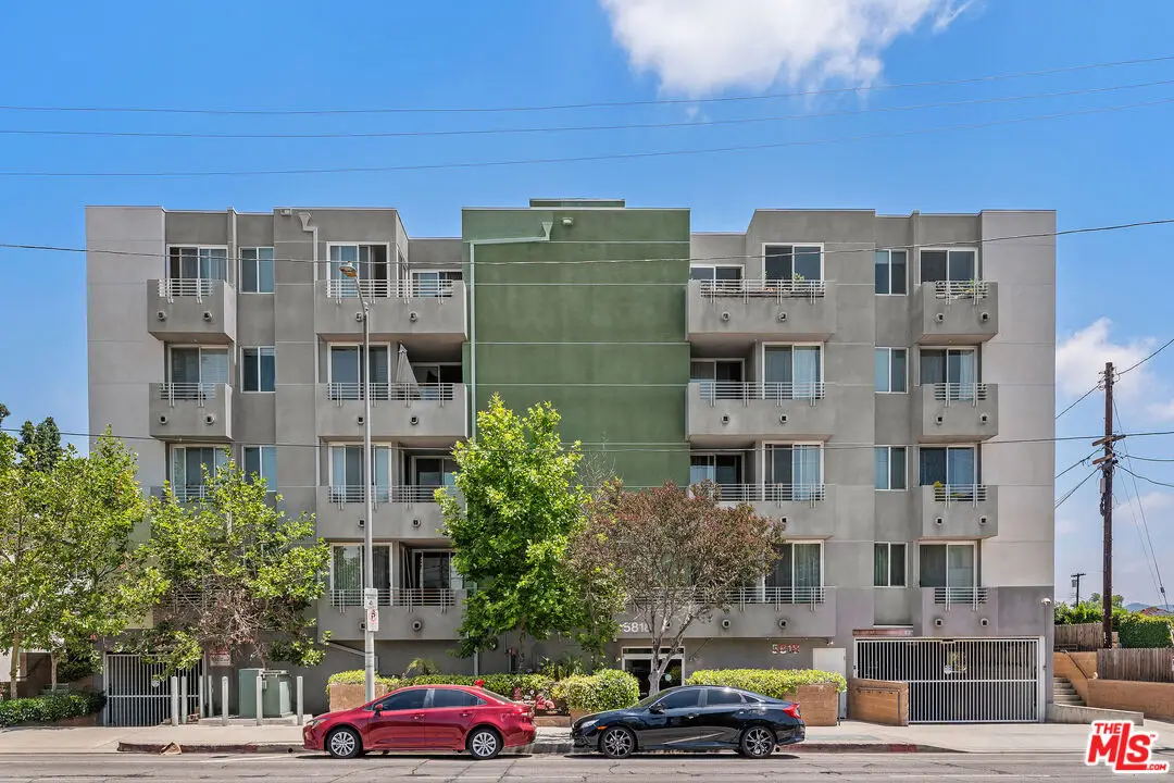 5818 Whitsett Avenue #402, Valley Village, CA 91607 - #1