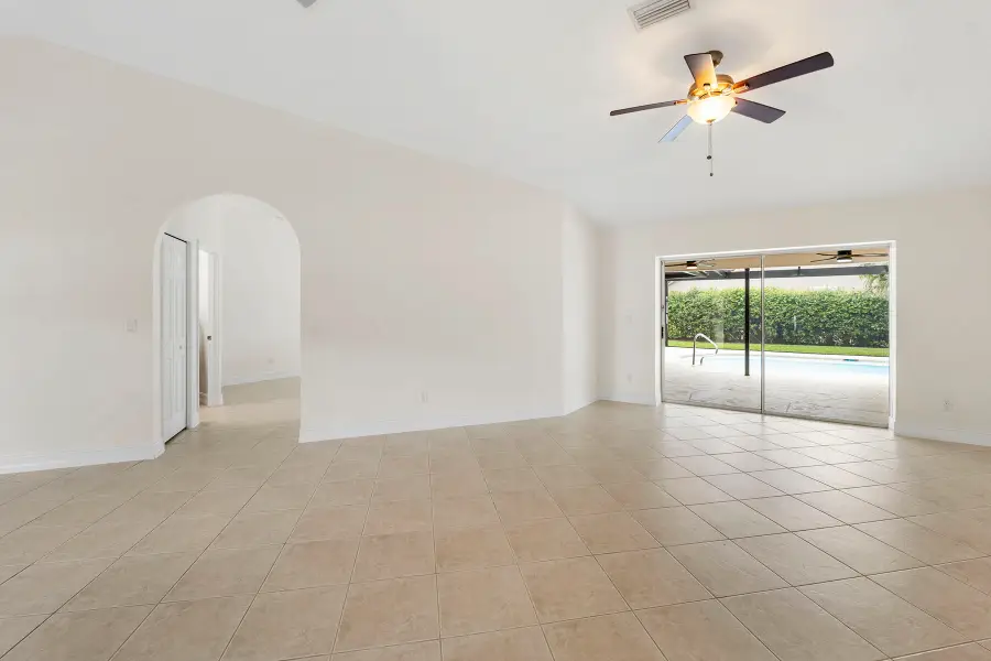 10340 Regent Circle, Naples, FL 34109 - #2