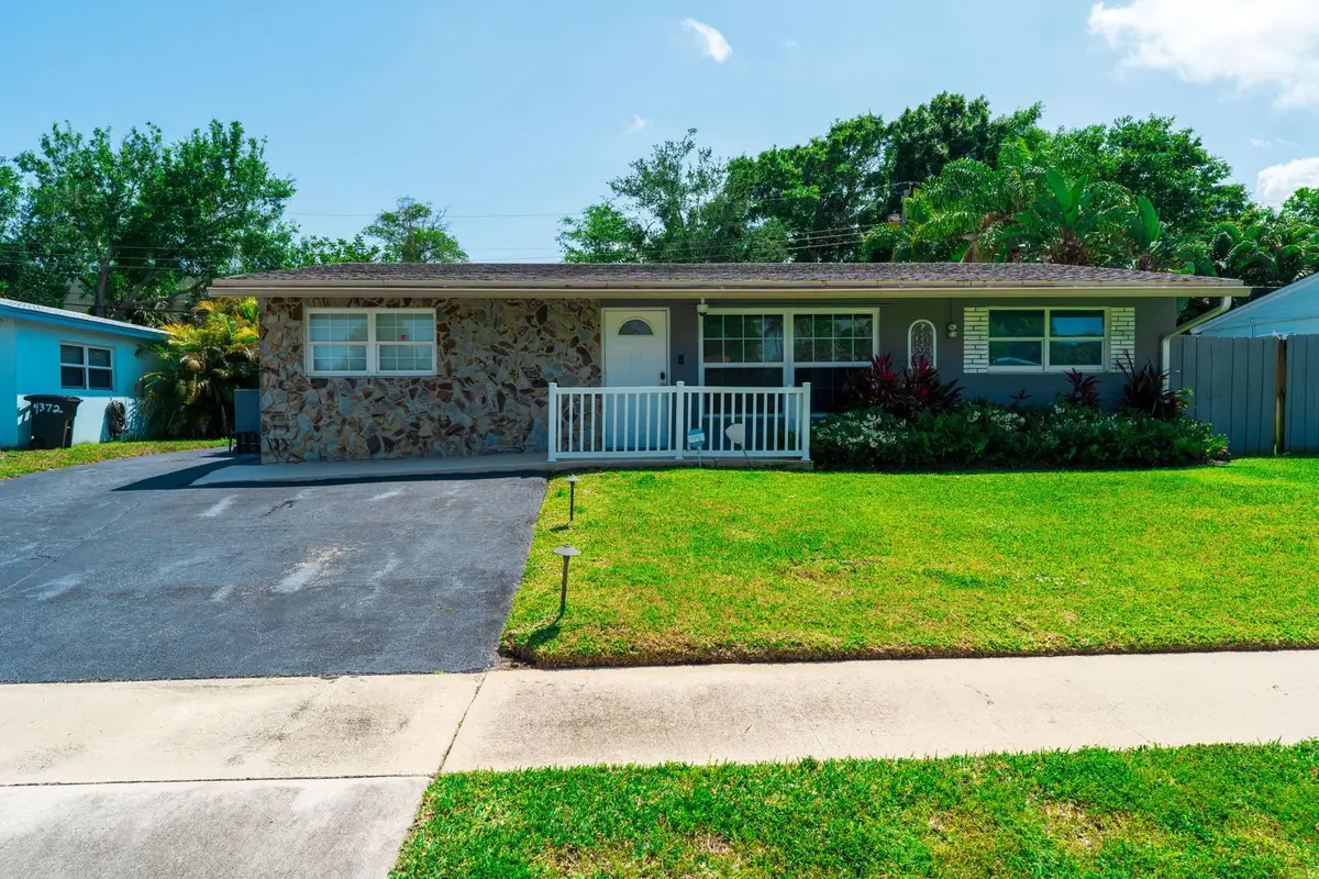 4386 Bamboo Drive, Palm Beach Gardens, FL 33410 - #1