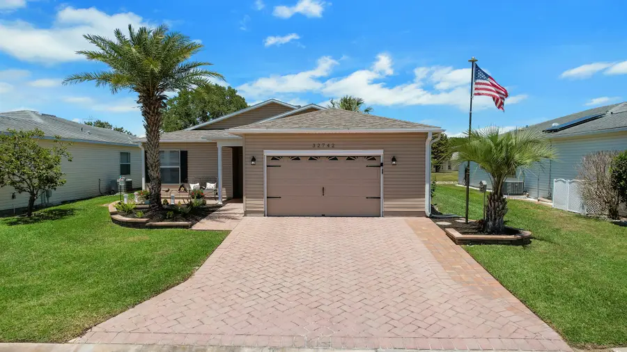32742 Westwood Loop, Leesburg, FL 34748 - #2