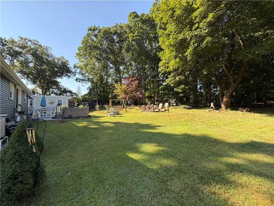 20 New York Avenue, Cumberland, RI 02864 - #3