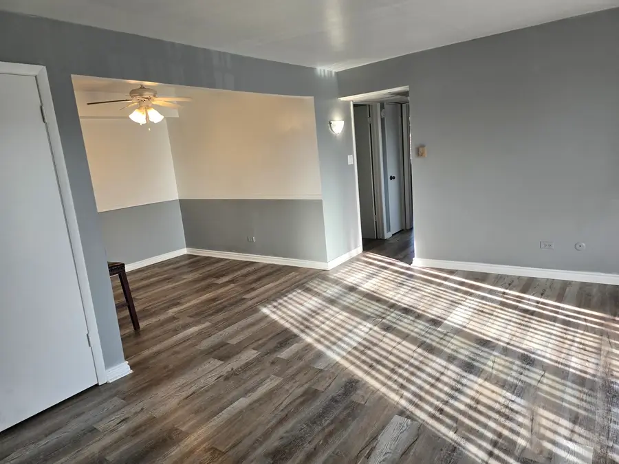 17701 Park Boulevard , 304, Lansing, IL 60438 - #3