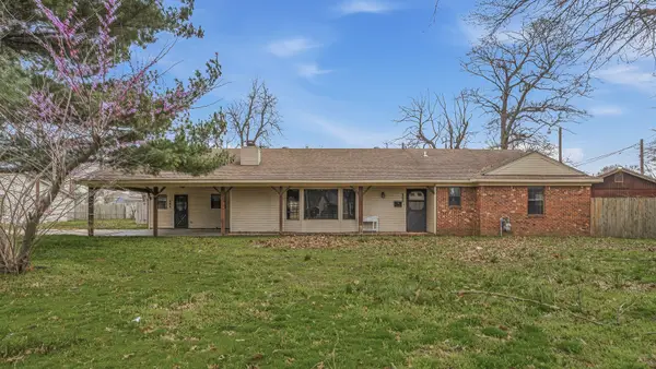 104 S Everett Street, Kennett, MO 63857