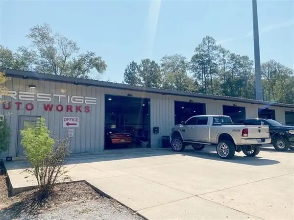 734 E I-10 SERVICE Road unit: 2 #2, Slidell, LA 70461