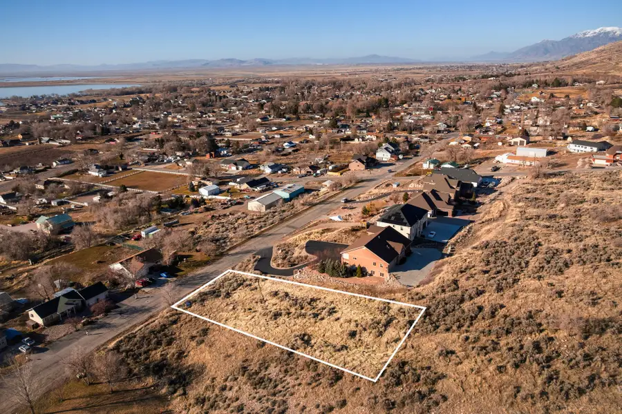 405 S 200 E #4, Willard, UT 84340 - #2