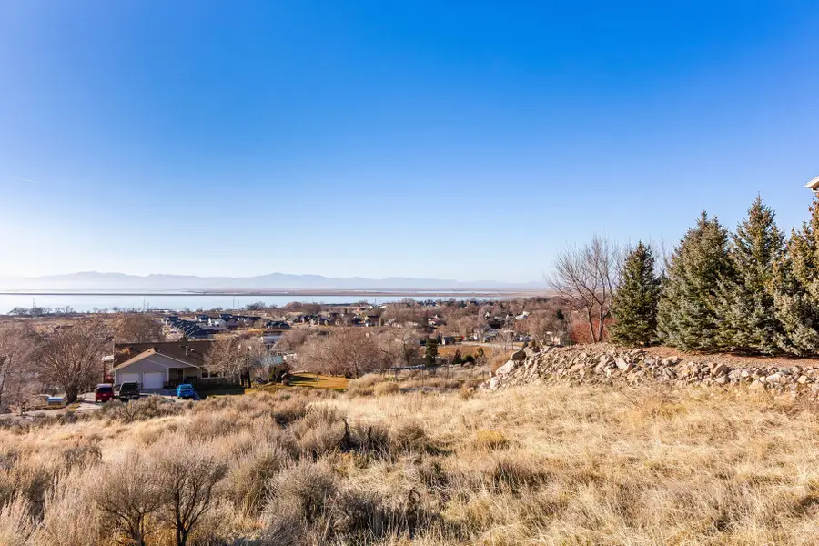 405 S 200 E #4, Willard, UT 84340 - #3