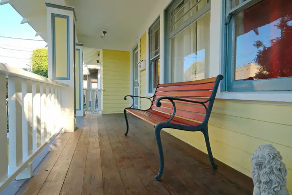 1616 W 24th Street, Los Angeles, CA 90007