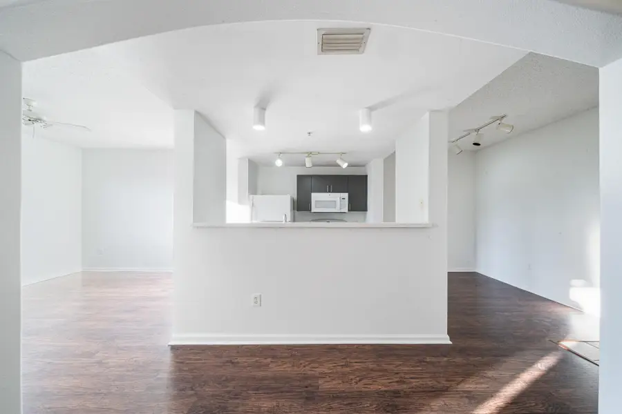 533 NE 3rd Ave #541, Fort Lauderdale, FL 33301 - Image #2