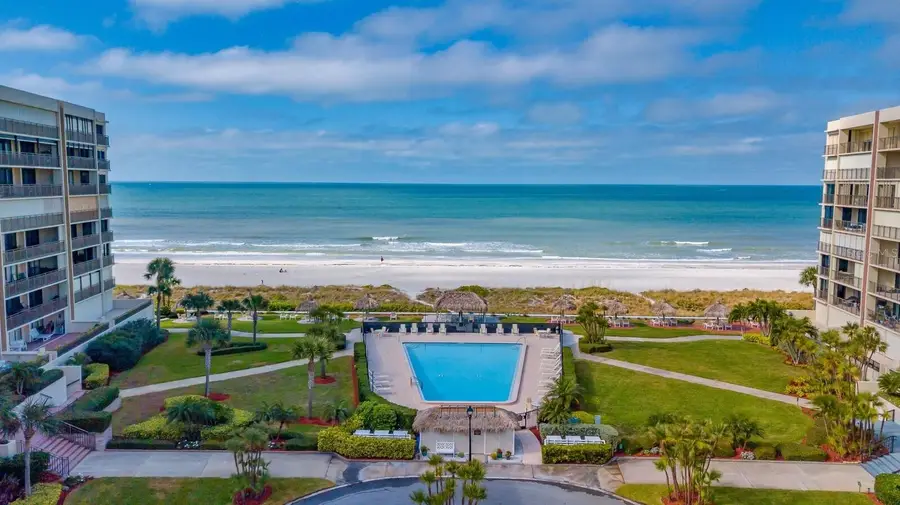 1430 GULF BOULEVARD #404, Clearwater Beach, FL 33767 - Image #3