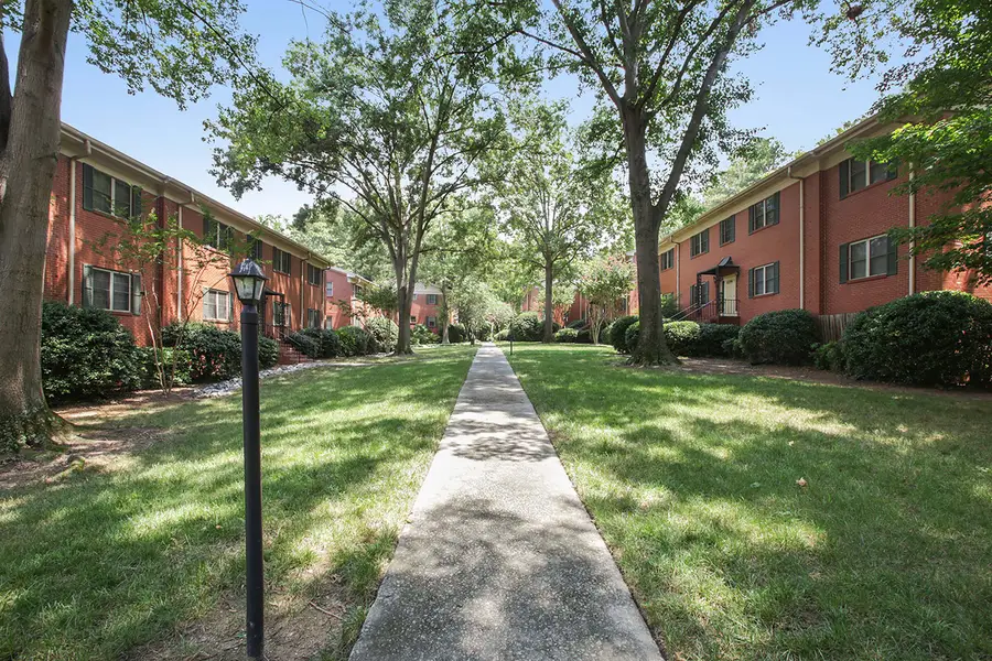 430 Lindbergh Drive Ne #J1, Atlanta, GA 30305 - Image #2