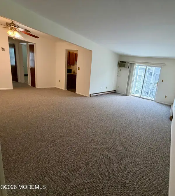 65 Whitefield Avenue #212, Ocean Grove, NJ 07756