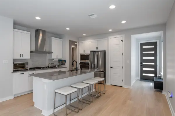 2224 Nightjar Song Dr, Leander, TX 78641
