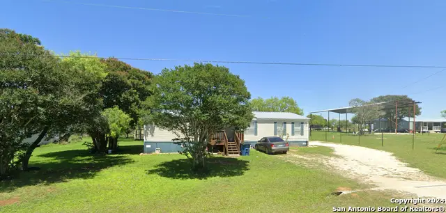 136 Creekway Ln, Seguin, TX 78155 - Image #3