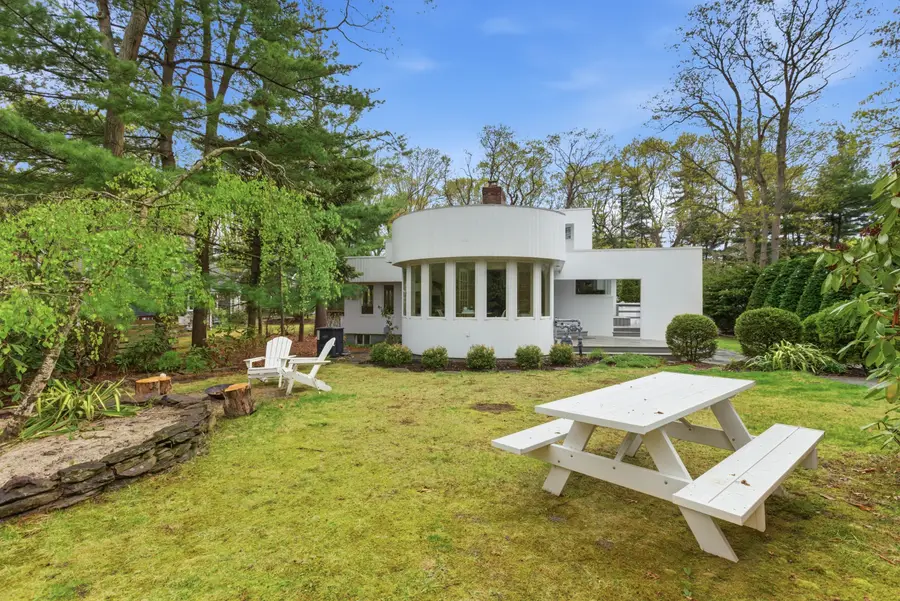 33 Hillside Road, Stony Brook, NY 11790 - #3