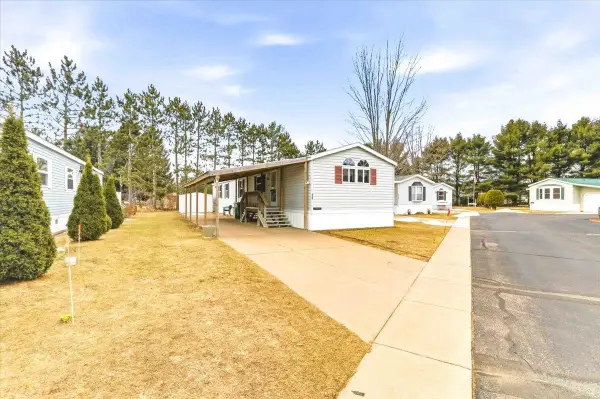 7740 South Park Road #320, Wisconsin Rapids, WI 54494