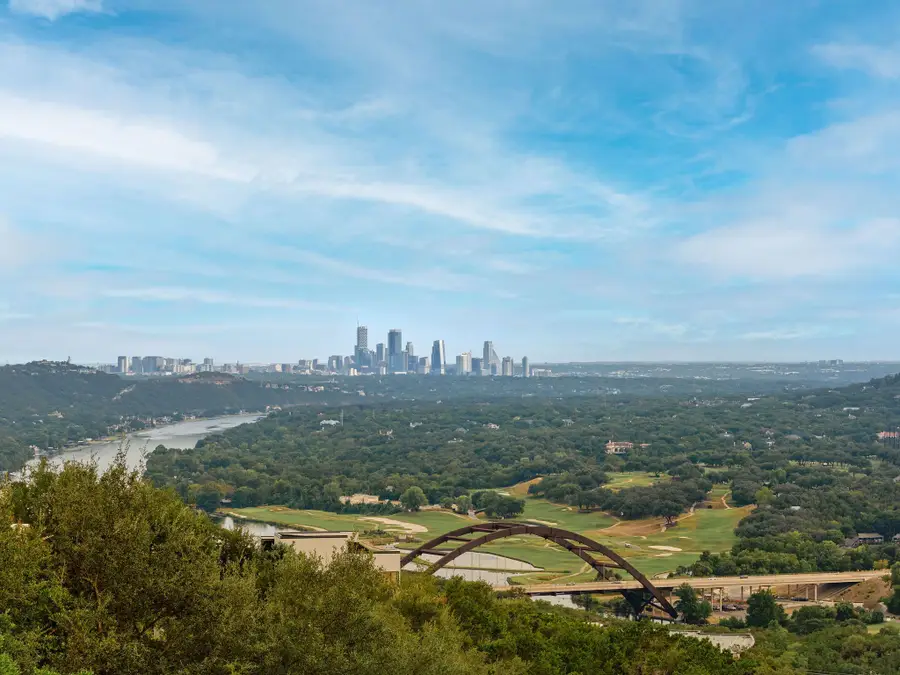 6505 W Courtyard Dr, Austin, TX 78730 - Image #2