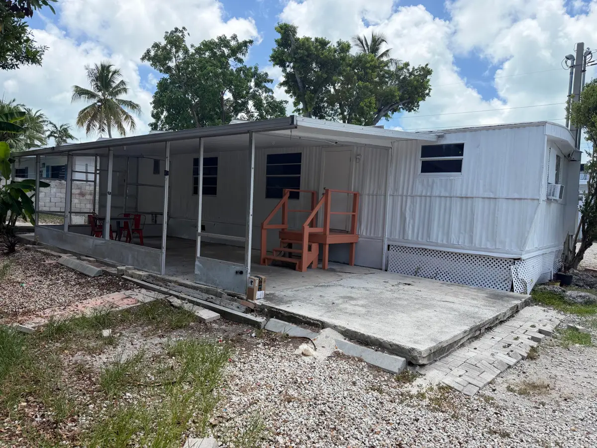 82751 Overseas Highway , Mobile Home, Islamorada Village Of Islands, FL 33036 - #1