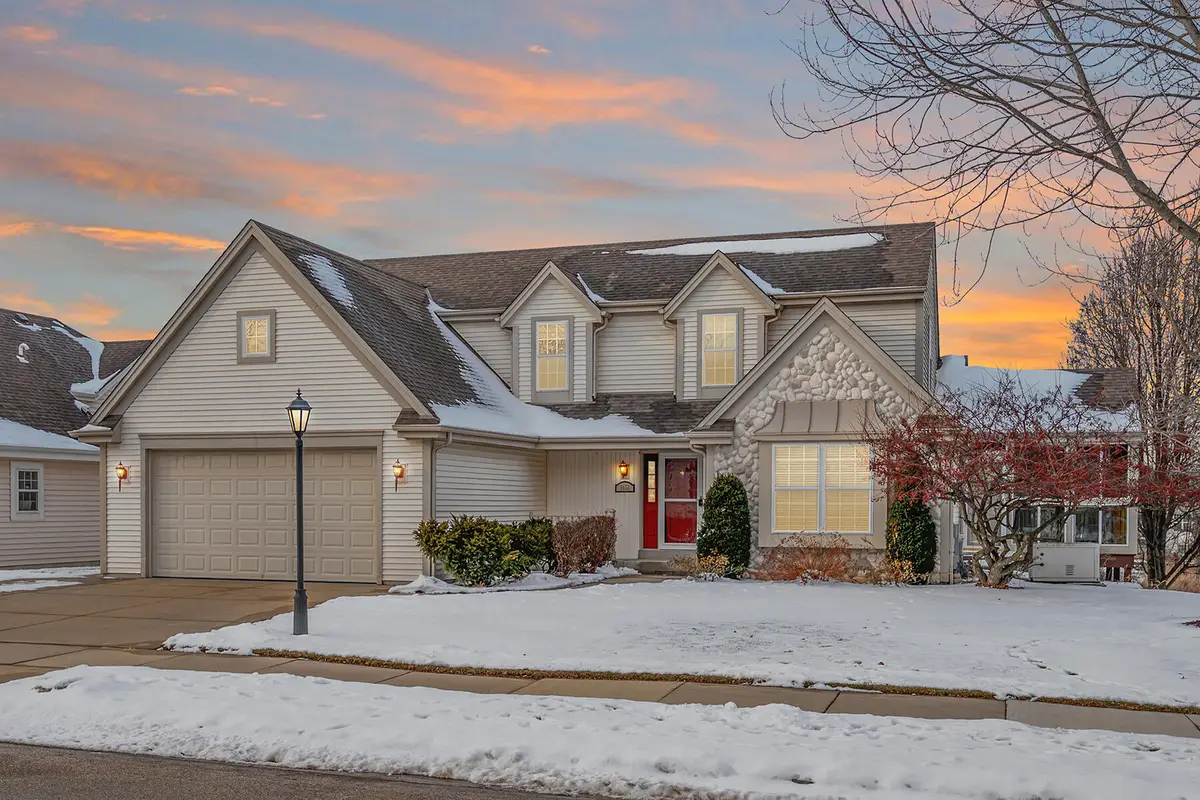 1632 Auburn Ct, Waukesha, WI 53189 - Image #1