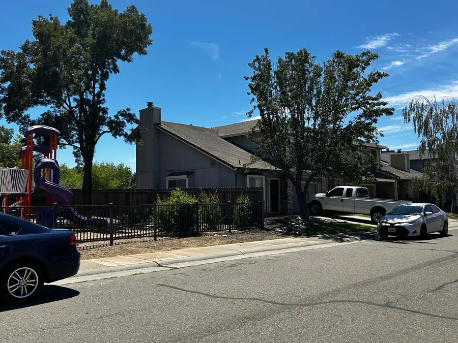 828 Lyonia Drive, Galt, CA 95632 - #2