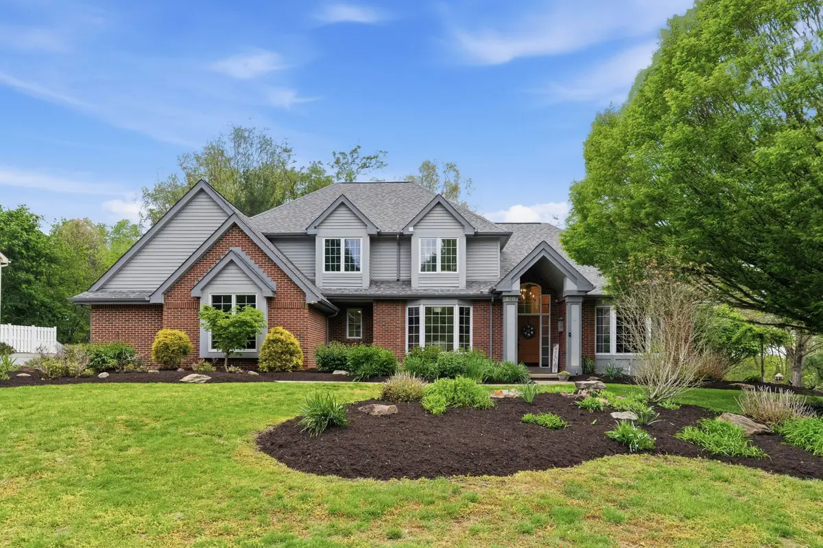 210 Royal Doulton Ct, Gibsonia, PA 15044 - #1