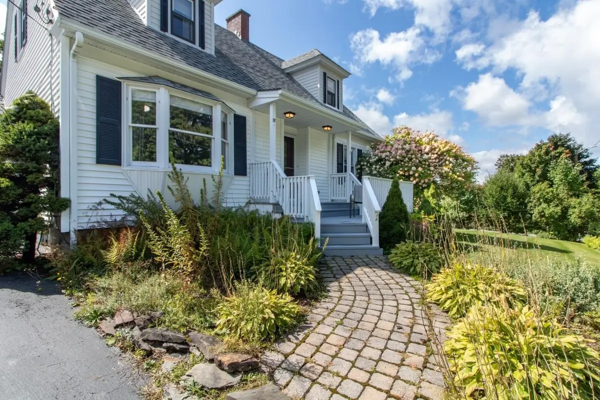 17 Sunset Terrace, Derby, VT 05829 - #1