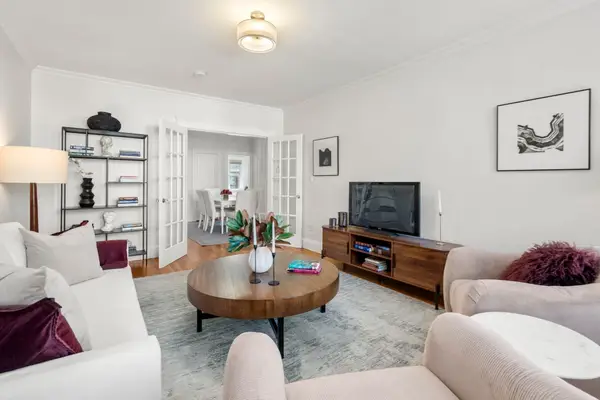 36 Dwight St #4, Brookline, MA 02446