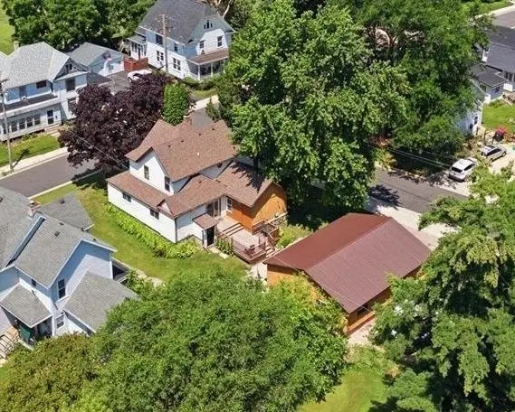 172 Mill, Waterloo, WI 53594