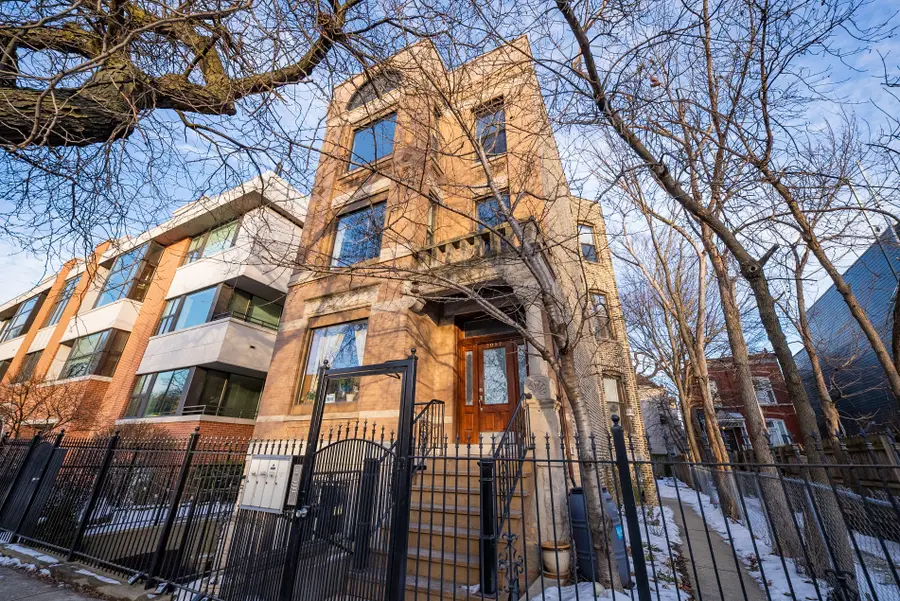 2057 N Kedzie Avenue #3, Chicago, IL 60647 - #2
