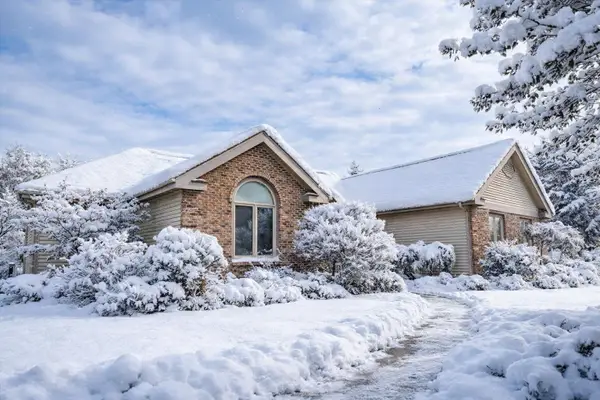 5834 Persimmon Drive, Fitchburg, WI 53711