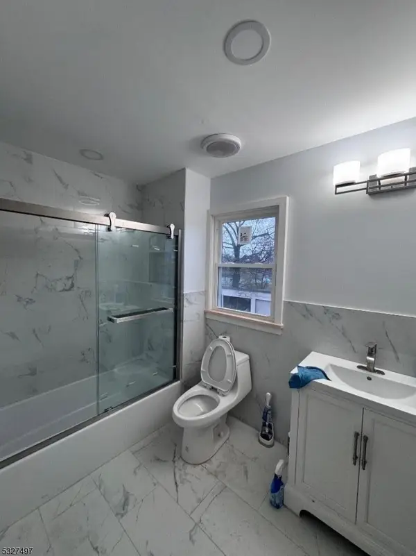 490 Stuyvesant Ave 1R #Rear, Irvington Twp., NJ 07111-2046