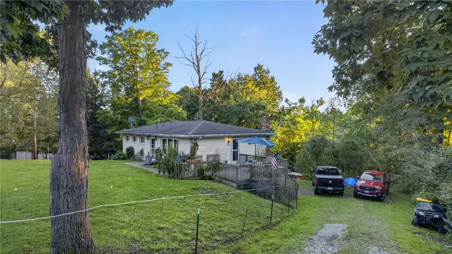 295 Linnwood Rd, Eighty Four, PA 15330 - #2